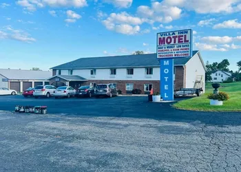 Villa Inn Motel Near Hwy 12 WI Capital O hotel thumbnail 6