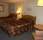 Deerwood Inn and Madison Campground hotel detail image 3
