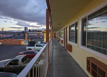Best Motel hotel thumbnail 2