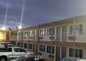 Best Motel hotel thumbnail 3