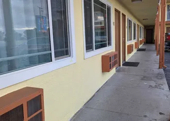 Best Motel hotel thumbnail 4