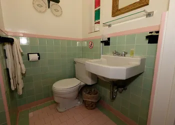 Antelope Lodge hotel thumbnail 6