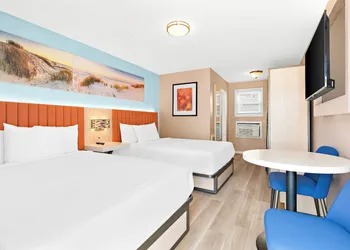 Mango Motel hotel thumbnail 4