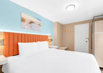 Mango Motel hotel thumbnail 6