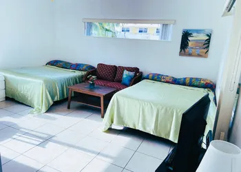 Beach Tide hotel thumbnail 4