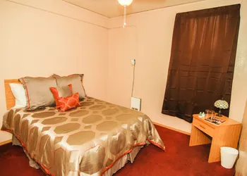 White Horse Hotel hotel thumbnail 4