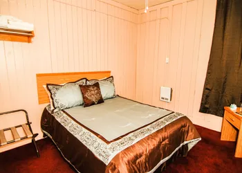 White Horse Hotel hotel thumbnail 7