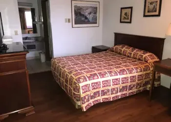 Kings Motor Inn hotel thumbnail 5