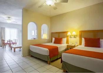 Park Royal Homestay Los Cabos hotel thumbnail 6