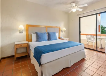 Park Royal Homestay Los Cabos hotel thumbnail 8