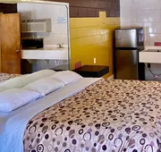 Savannah Inn and Suites hotel detail image 7