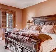Bachelor Gulch Village hotel detail image 7
