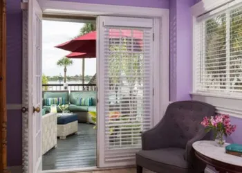 Bayfront Marin House hotel thumbnail 8