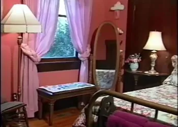 Hollyhock Country House hotel thumbnail 2