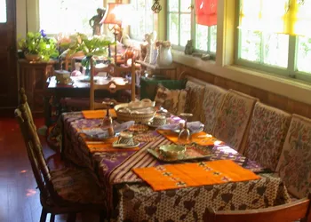 Hollyhock Country House hotel thumbnail 4