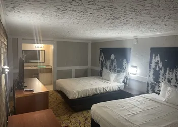 Stratford House Inn Branson hotel thumbnail 8