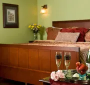 Hilltop Manor Bed and Breakfast hotel detail image 5