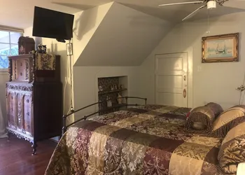 Woldert-Spence Manor hotel thumbnail 4