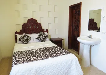 Hotel Royal Puebla hotel thumbnail 5