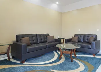 Budget Inn By OYO San Augustine hotel thumbnail 3