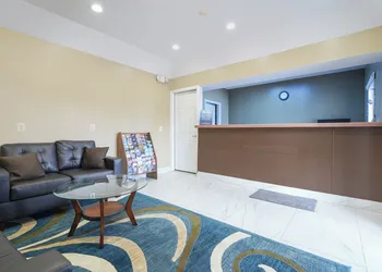Budget Inn By OYO San Augustine hotel thumbnail 6