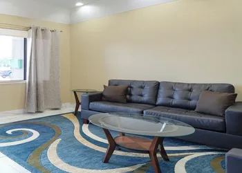 Budget Inn By OYO San Augustine hotel thumbnail 8