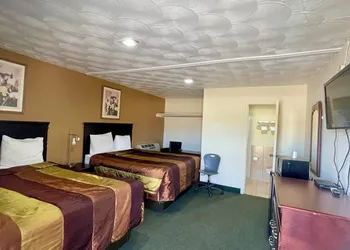 Western Skies Motel hotel thumbnail 4