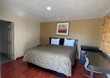 Western Skies Motel hotel thumbnail 5