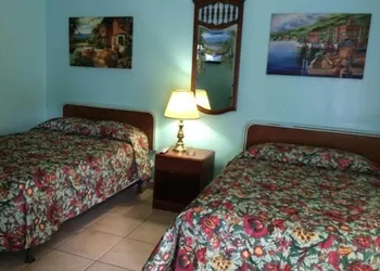 Skylark Motel hotel thumbnail 8