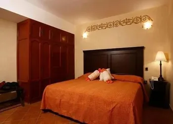 Suites Bello Xochimilco hotel thumbnail 2
