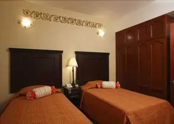 Suites Bello Xochimilco hotel thumbnail 3
