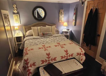 Applesauce Inn B&B hotel thumbnail 4