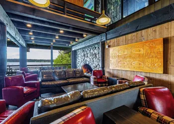 Glacier Bay Lodge hotel thumbnail 3