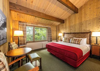 Glacier Bay Lodge hotel thumbnail 6
