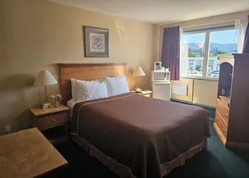 Ocean Marina Hotel hotel thumbnail 5