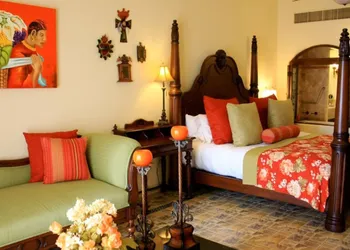 Unique Master 1 Bedroom Suite 1 King hotel thumbnail 5