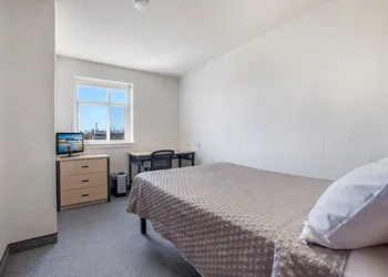 Residence & Conference Centre - Welland hotel thumbnail 8