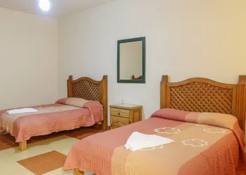 Mesón de los Ángeles hotel thumbnail 3