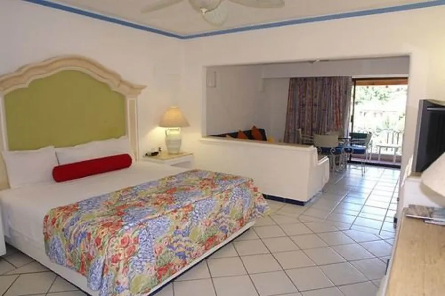 Special Offer, Unbeatable Location - 2BR Suite hotel detail image 2