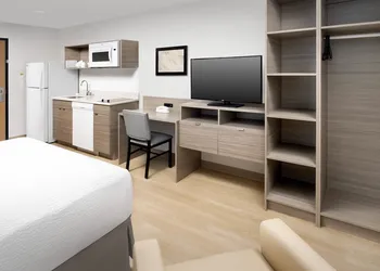 WoodSpring Suites Seattle Everett hotel thumbnail 5