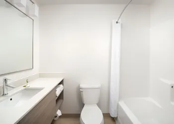 WoodSpring Suites Seattle Everett hotel thumbnail 6
