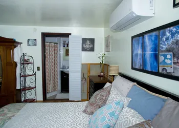 Life is Good Bed and Breakfast hotel thumbnail 5