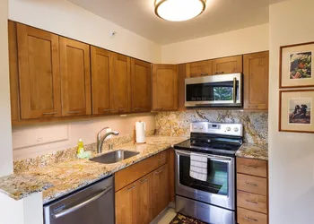 Royal Kahana 220 - 2Br Condo hotel thumbnail 7