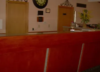 83 Motel hotel thumbnail 2