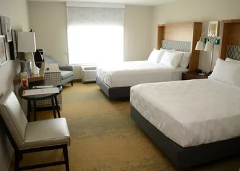 Holiday Inn Edmonton South - Evario Events by IHG hotel thumbnail 7