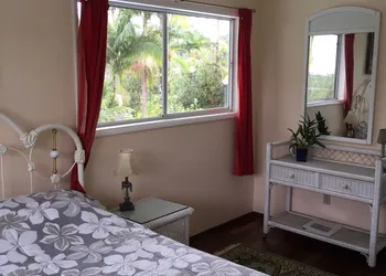 Lava Tree Tropic Inn hotel thumbnail 5