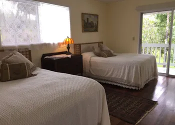 Lava Tree Tropic Inn hotel thumbnail 7