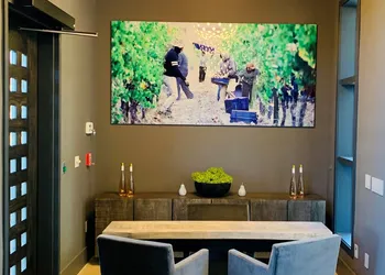 R Inn Napa hotel thumbnail 2