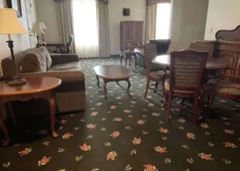 Surestay Hotel By Best Western Eureka hotel thumbnail 8