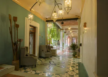 Casa Vertiz hotel thumbnail 2